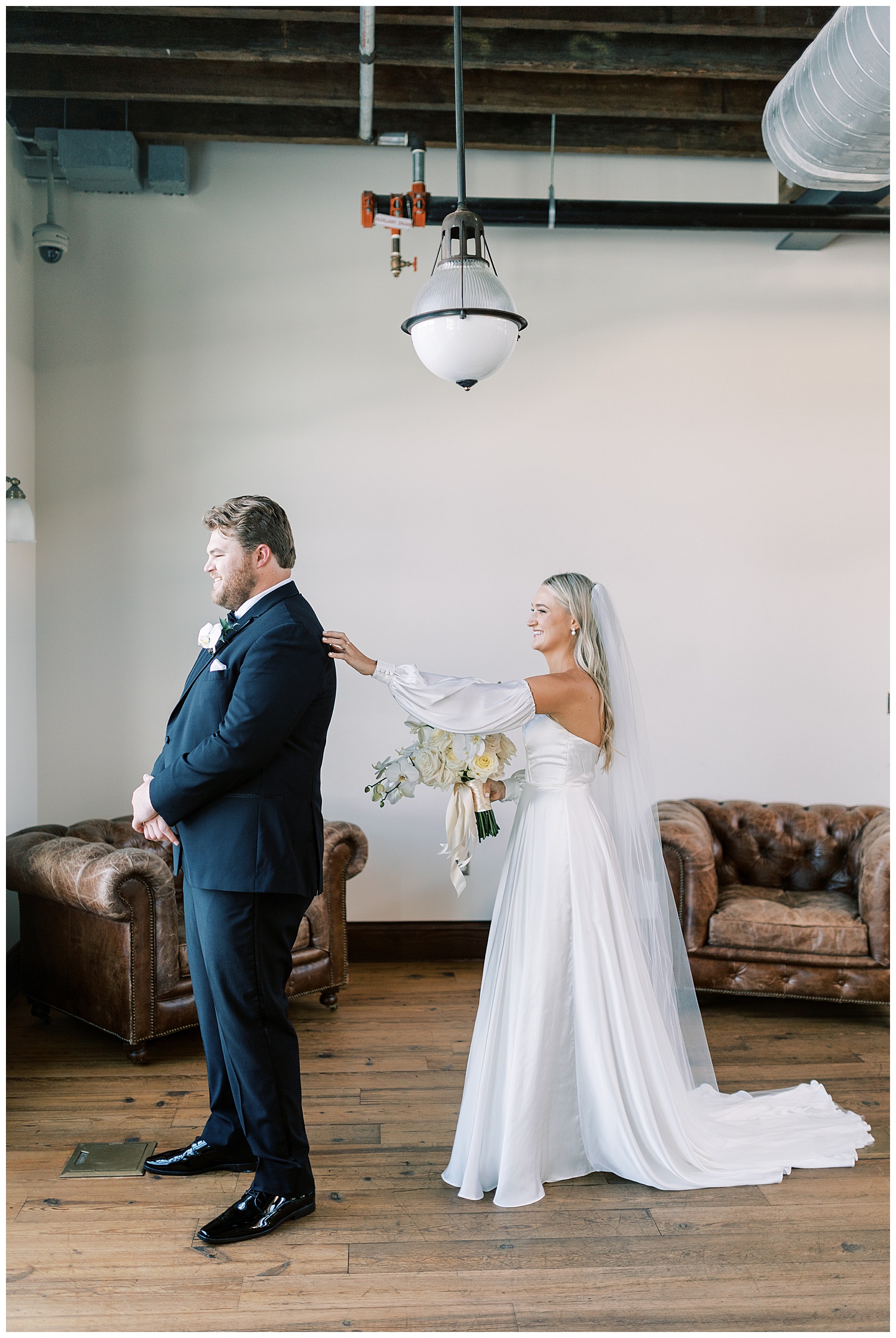 First look at Oxford Exchange wedding